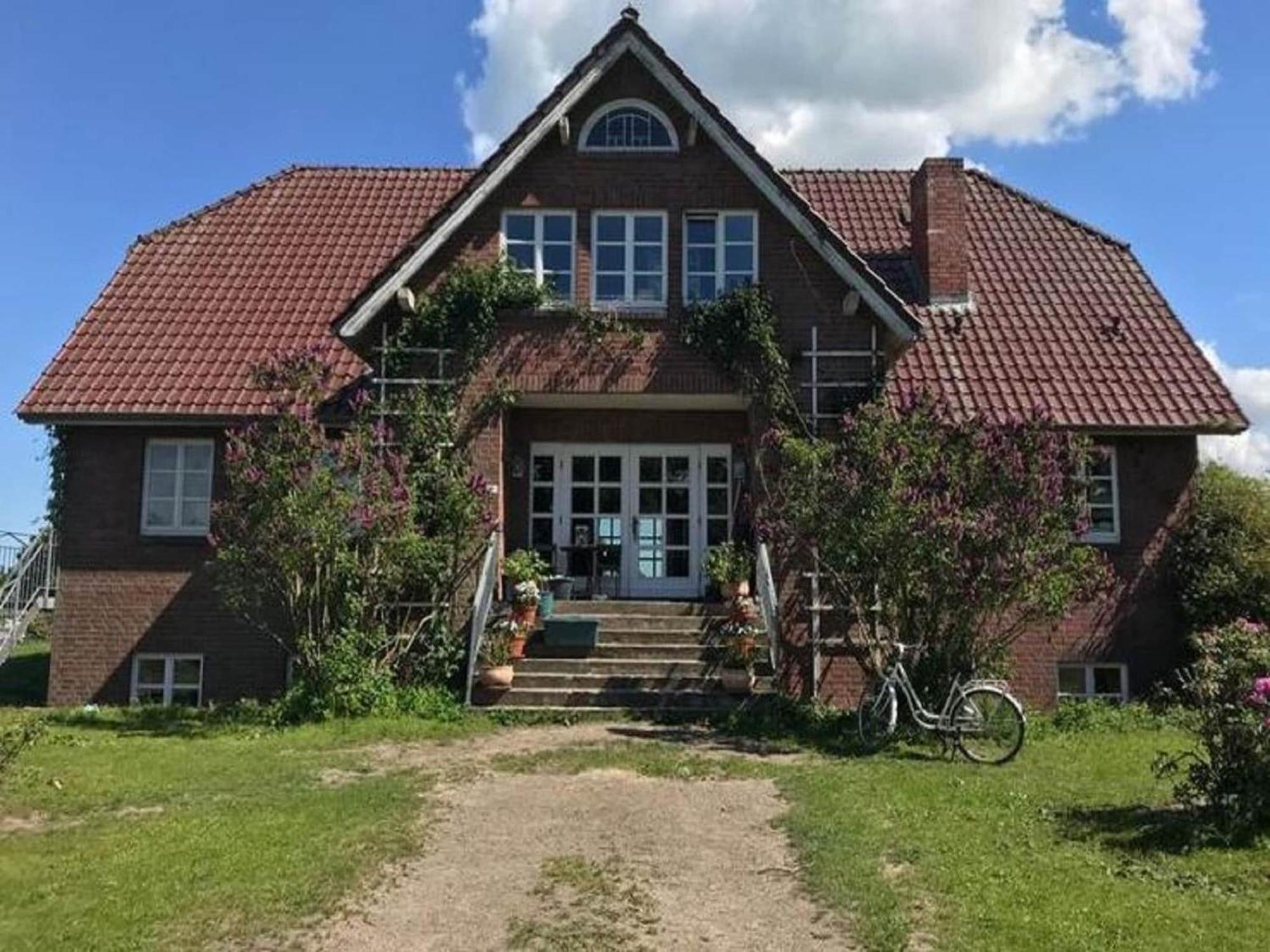 Cosy Apartment In Semlow Germany With Garden Eksteriør billede